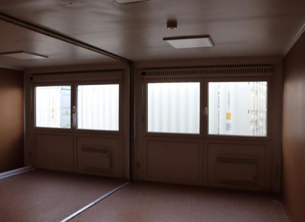 20 Fuß Doppel Büro- & Aufenthaltscontainer
